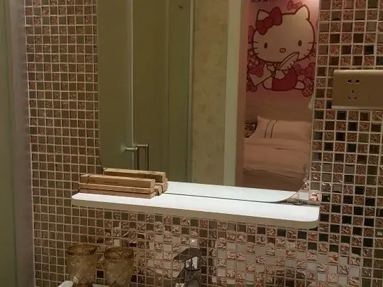 Shiyou Theme Smart Apartment (Dali Railway Station)