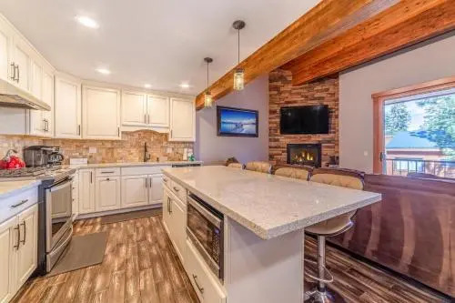 Ski Run Villas Retreat Listing #416
