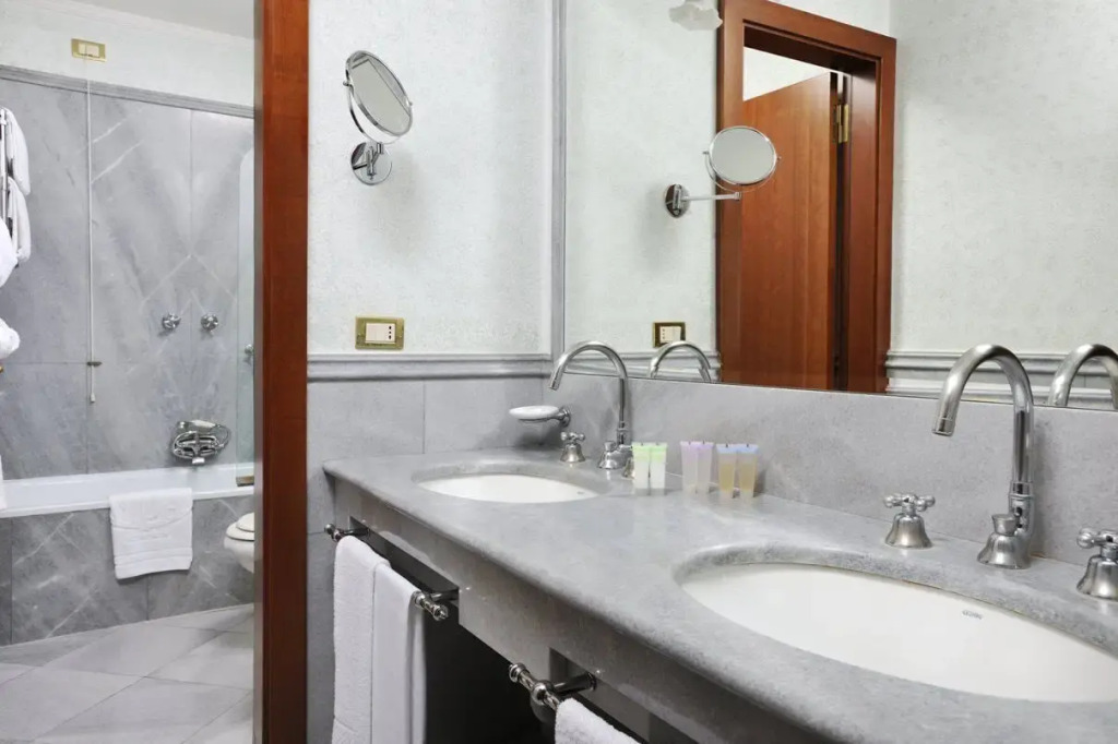 Hotel Mecenate Palace