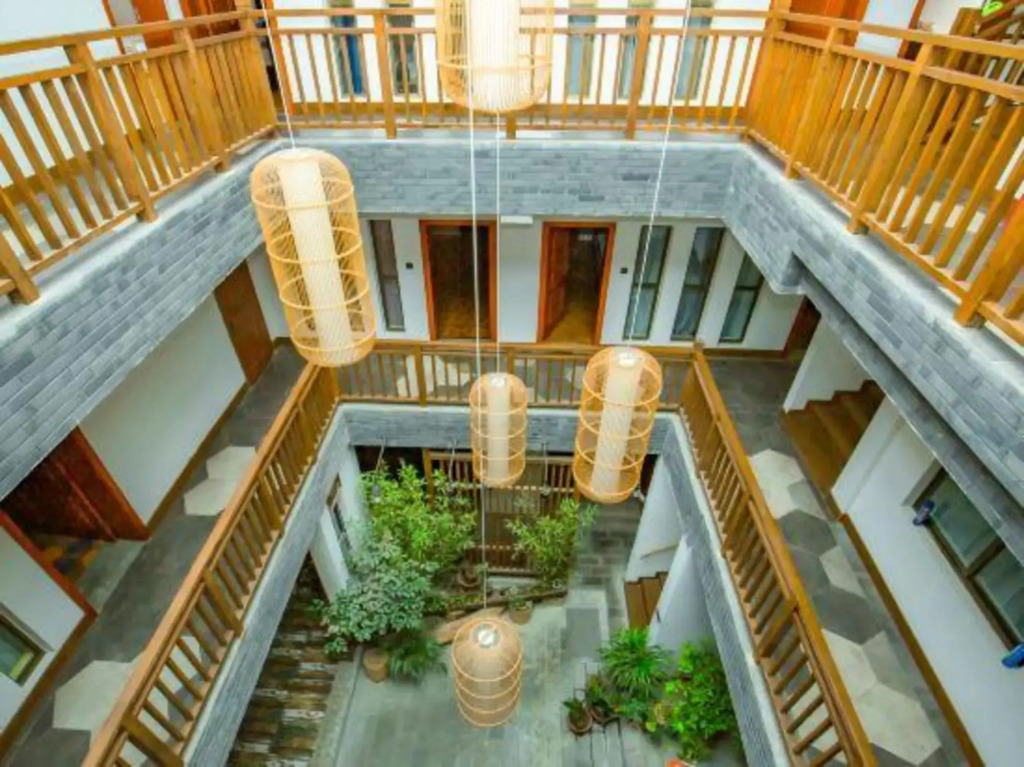 Huanran Tangchi Homestay (Qingchengshan Scenic Area)