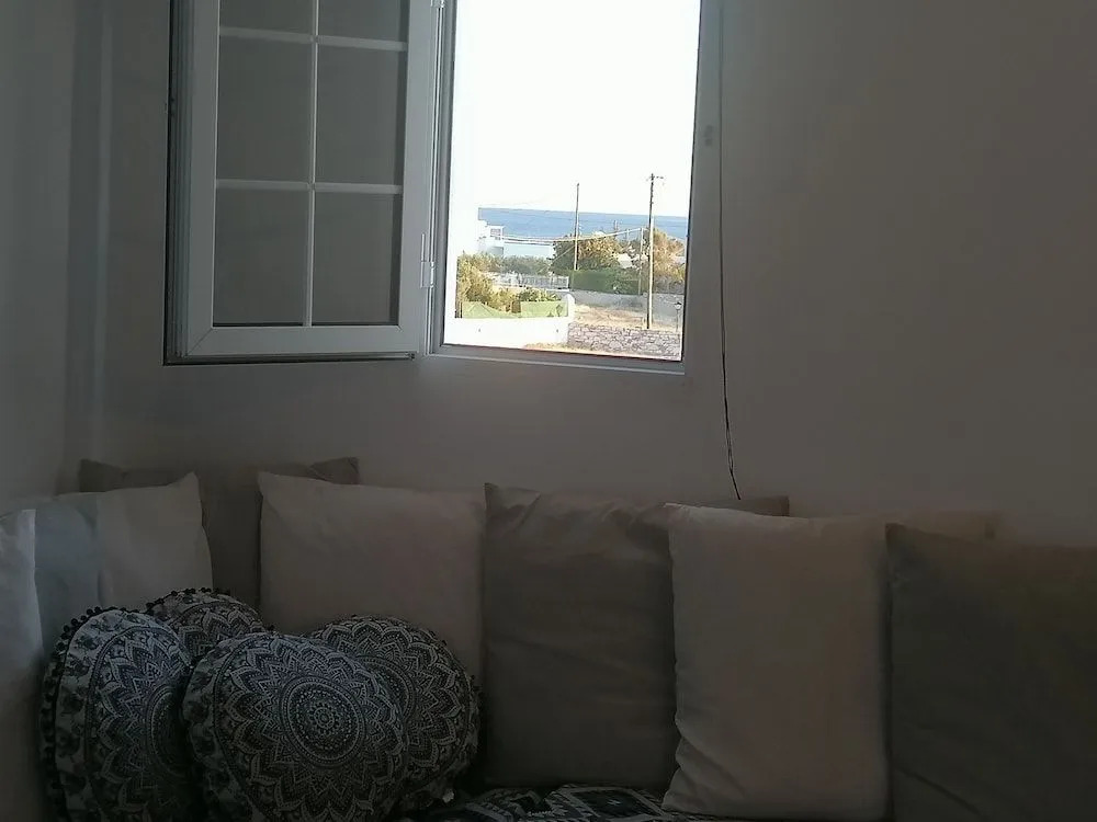 Paros King Luxury Apartments