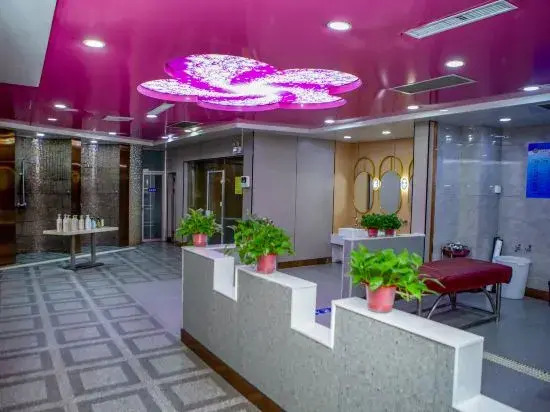 Harbour Hotel