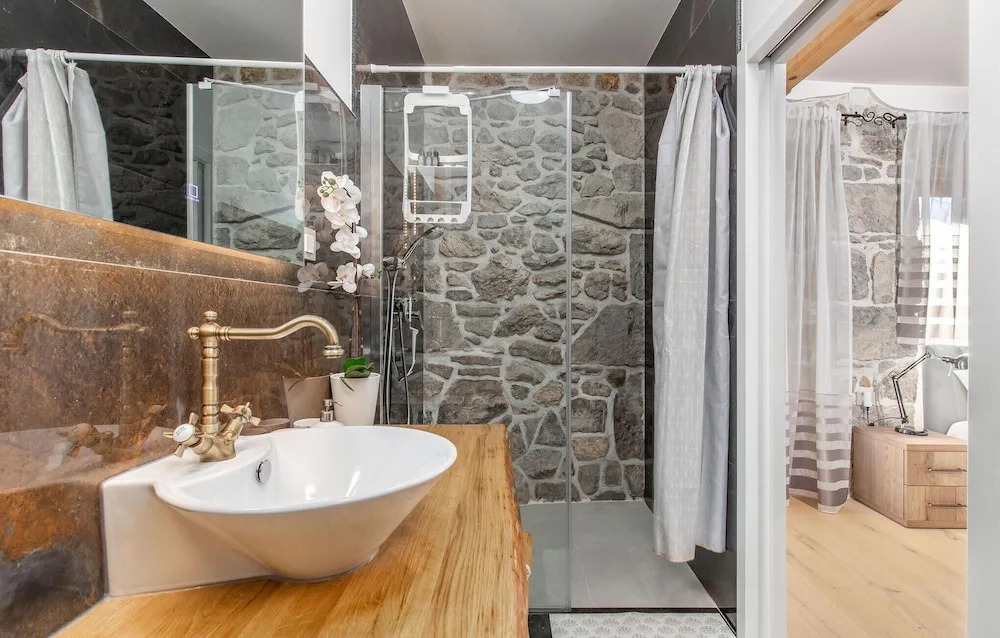 Amazing Home in Krk With Sauna, Wifi and 4 Bedrooms