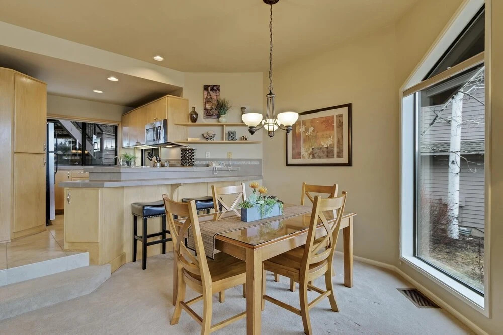 River Ridge 332ab