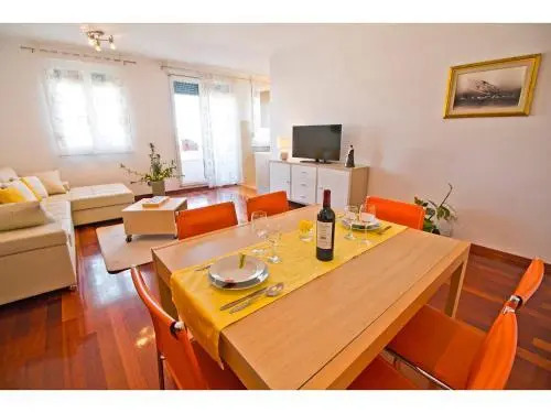 Apartment Astra