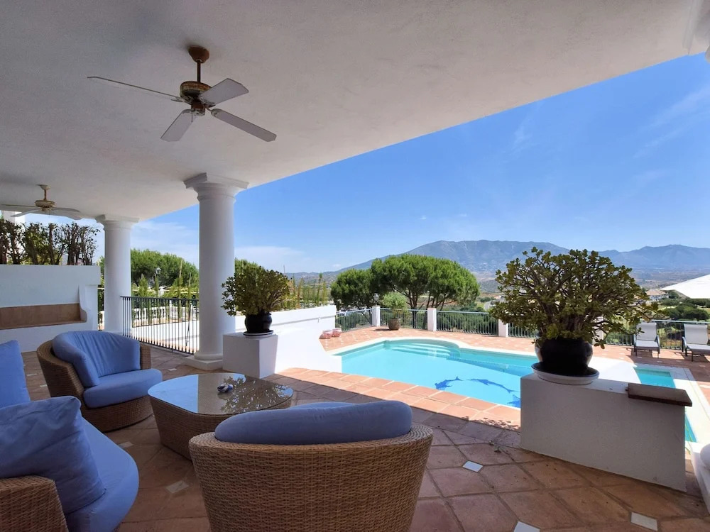 Plush Villa on La Cala Resort With Private Pool and Terrace