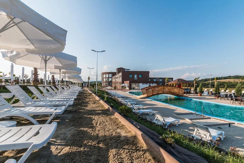 Miraj Resort