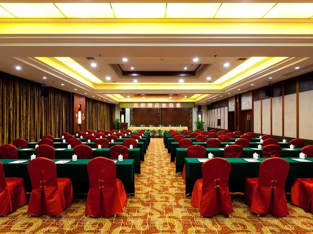 Cohere Hotel