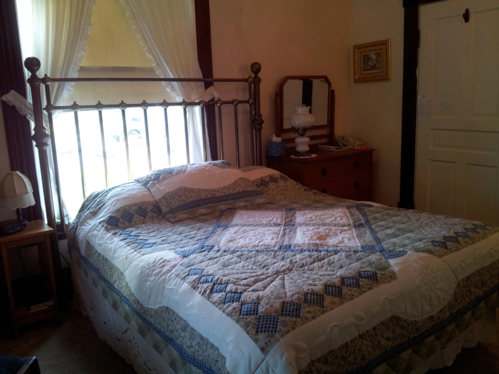Captains Inn at Moss Landing