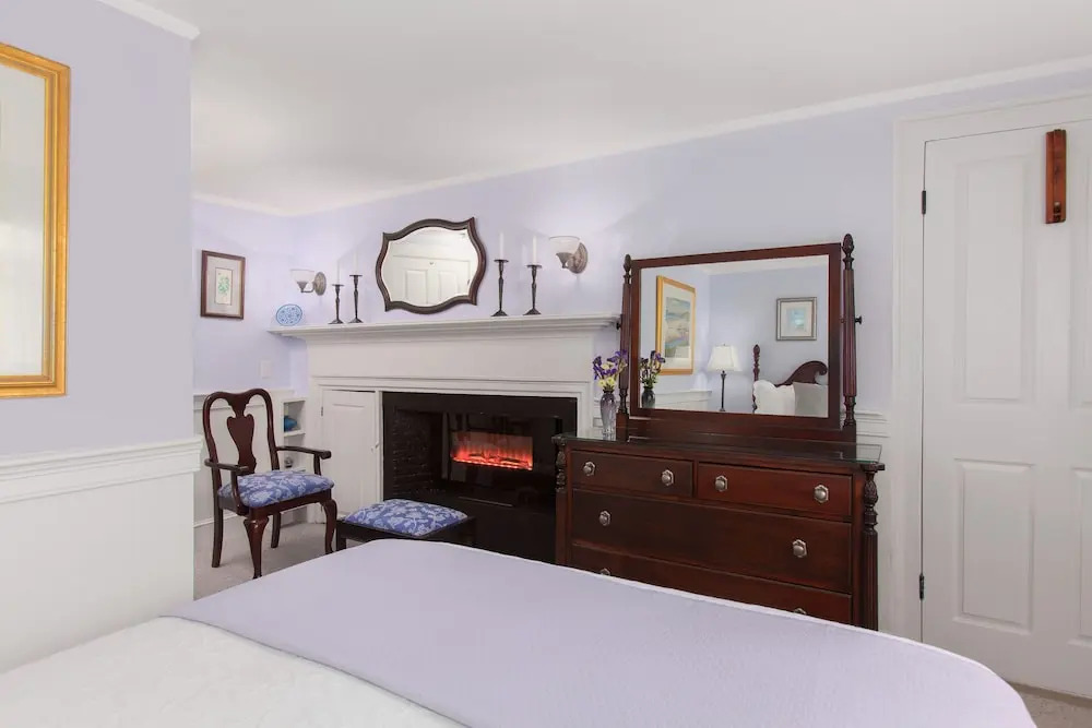 Seven South Street Inn B & B