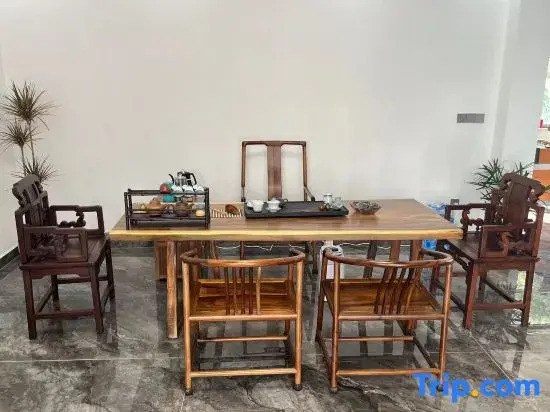 Suzhou Dongshan Xiaoyin Xianshe Homestay