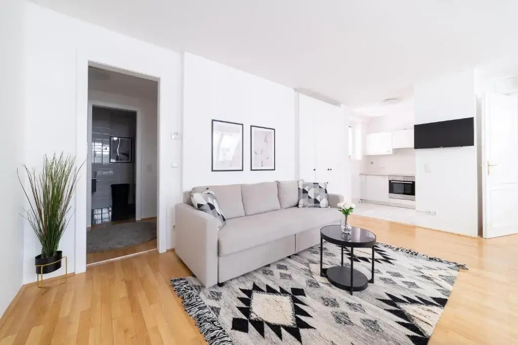 Beautiful apartment in Vienna's heart 18