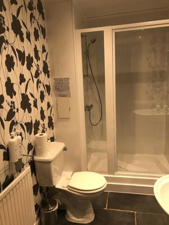 Alexander Guest House