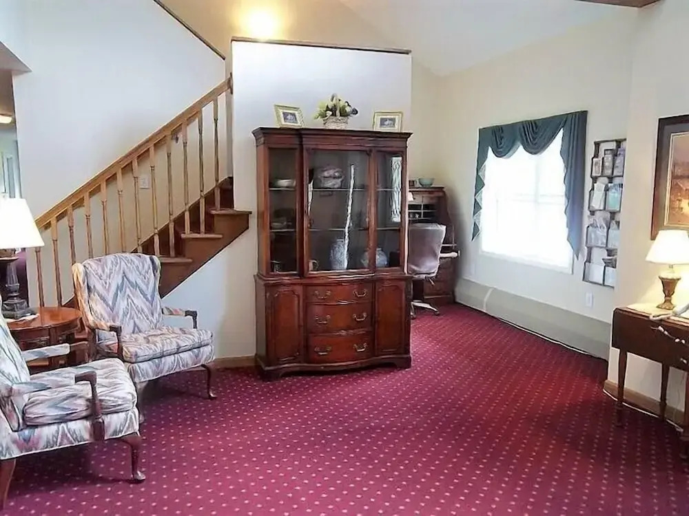 The Inn At Houghton Creek