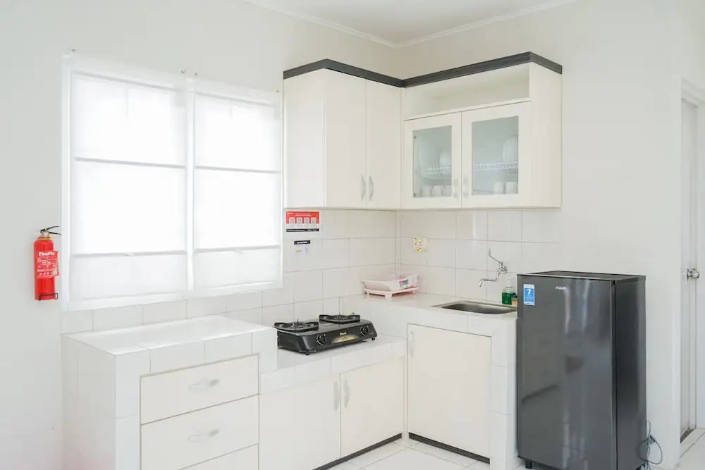 Homey Studio at Alesha Vanya Park BSD Guest House (Sharing Bathroom)