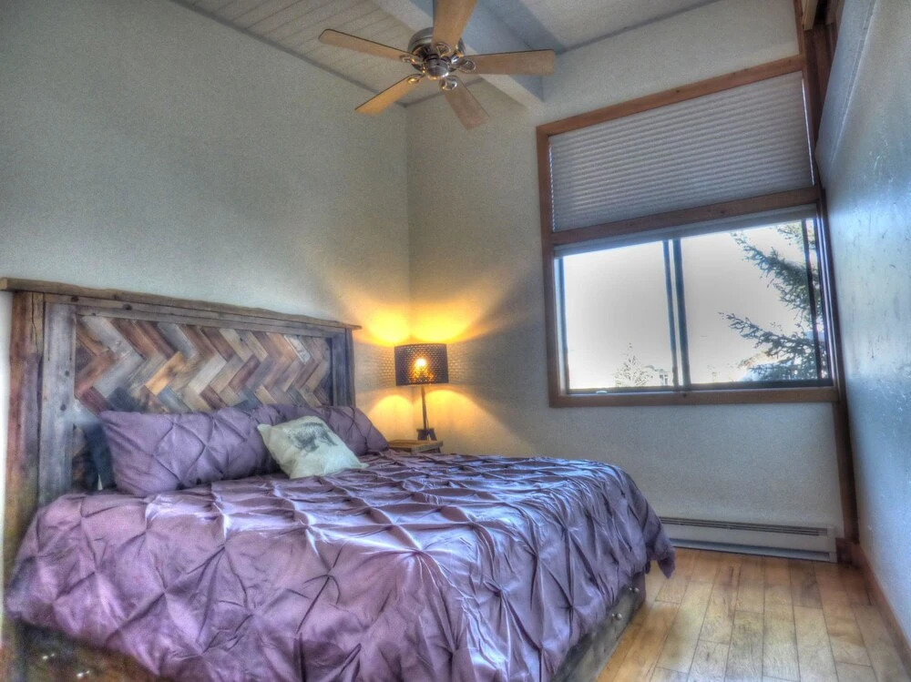 Lift Tickets Ski-in-out Mnt Side Wifi, Fireplace, Clubhousewinter Shuttle