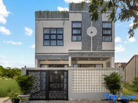 Villa 4brs big pool/near golf/near beach