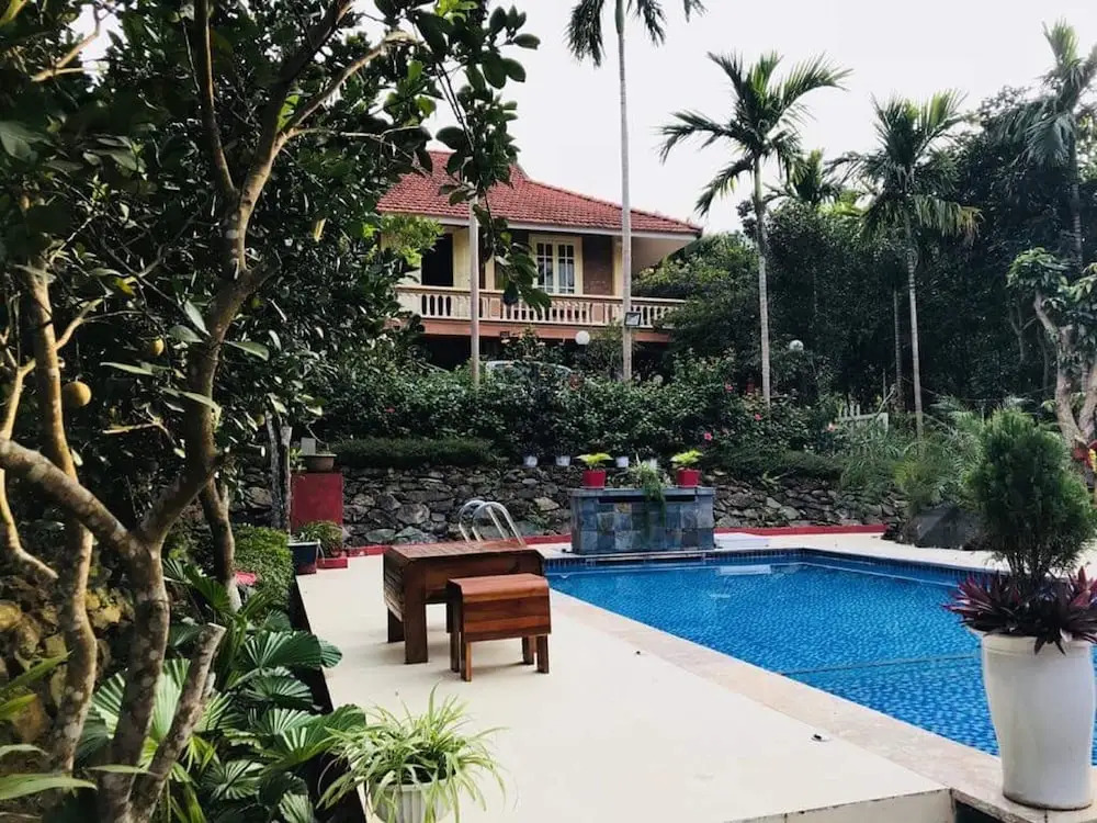 Mit Hilltop Villa