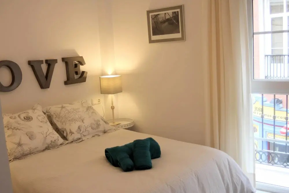 Apartamento Atarazana Homely Málaga