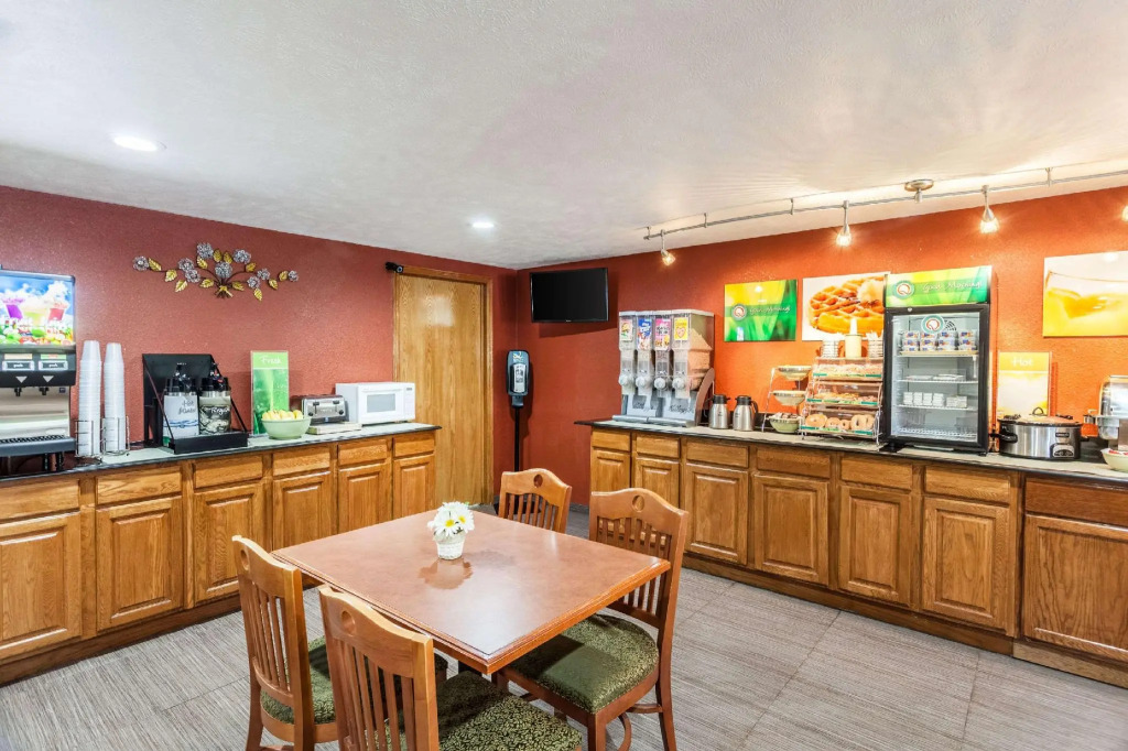 Quality Inn & Suites Lincoln South
