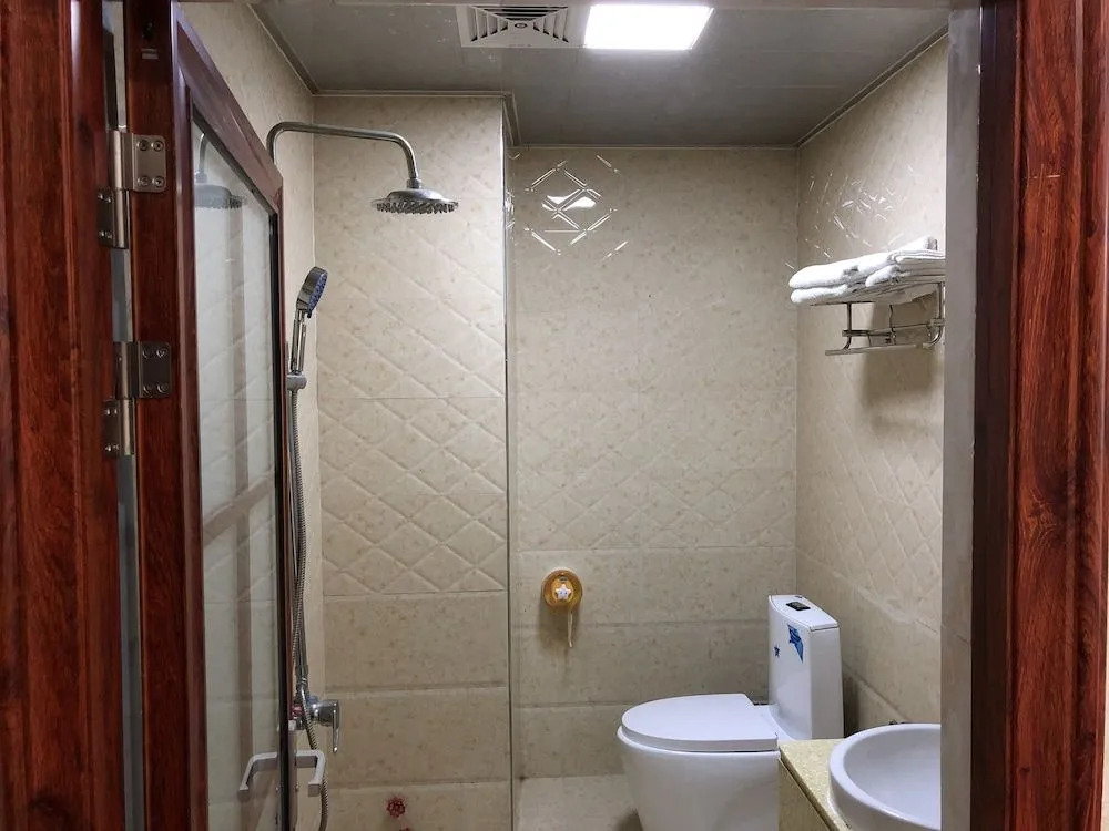 Puqian Business Hotel