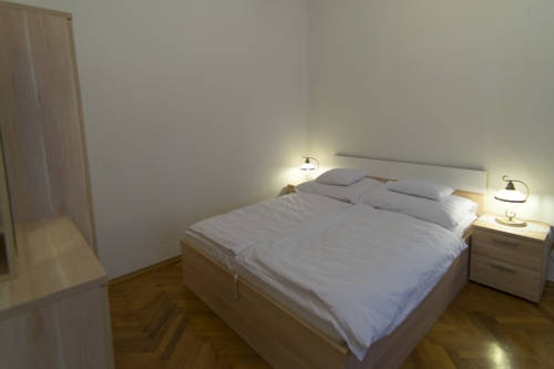 Báthory Apartment