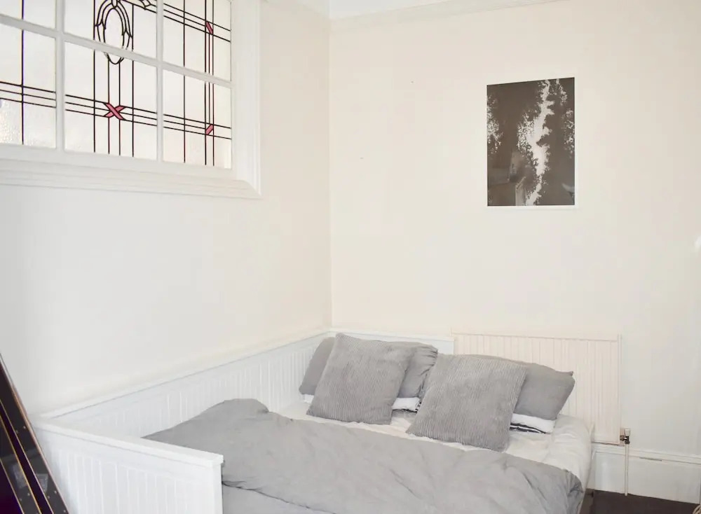 2 Bedroom Flat Next To Hove Seafront