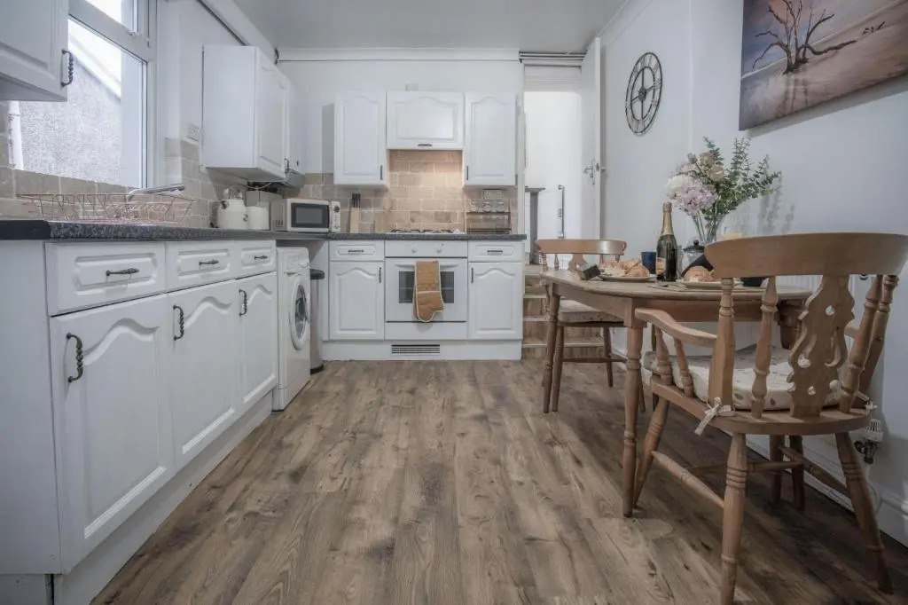 Langland Road - 1 Bedroom Apartment - Mumbles