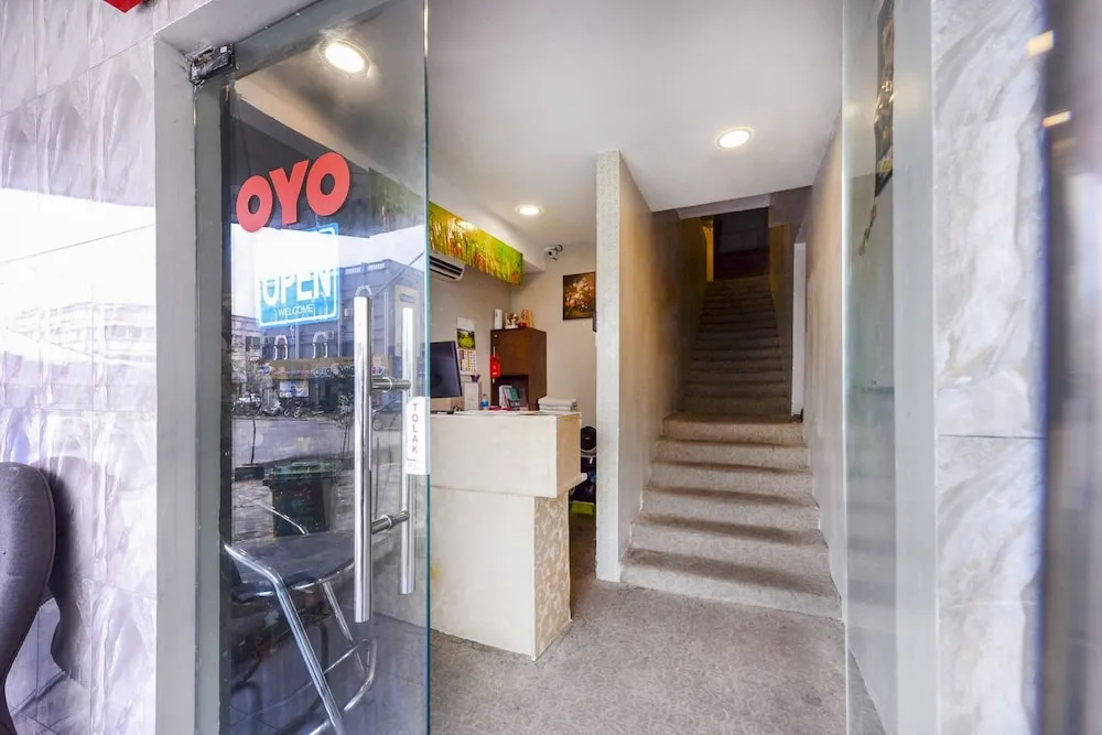 OYO 90693 Sri Rampai Hotel