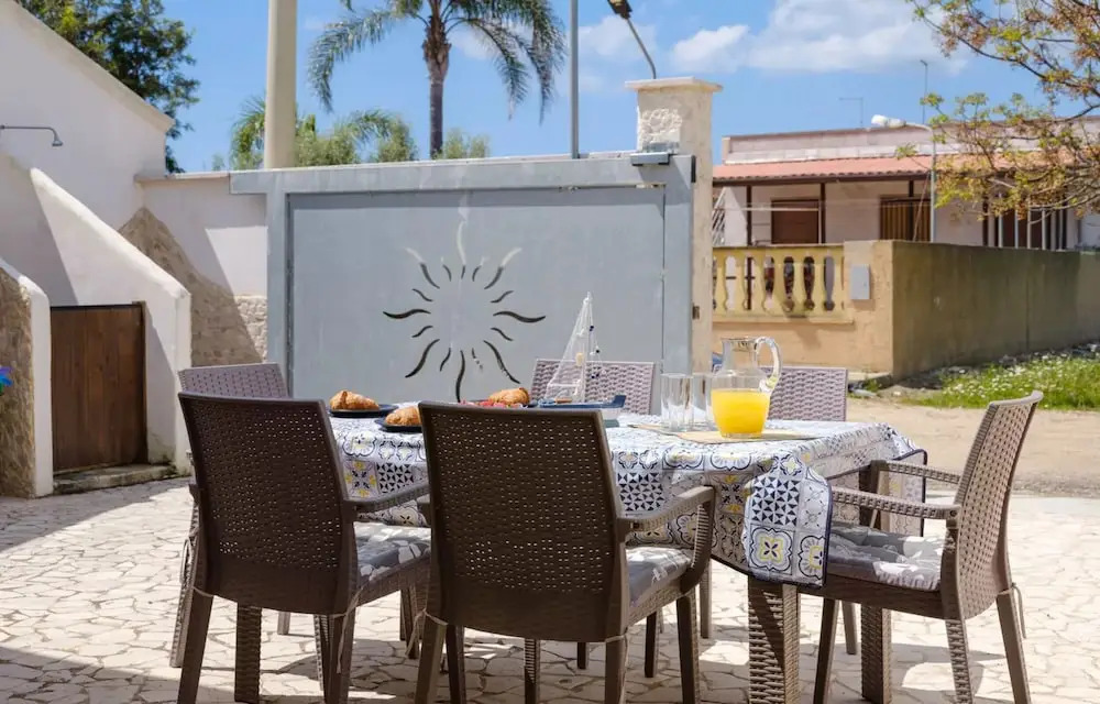 Villa Diamante Torre Lapillo With Air Conditioning, Parking And Wi-Fi