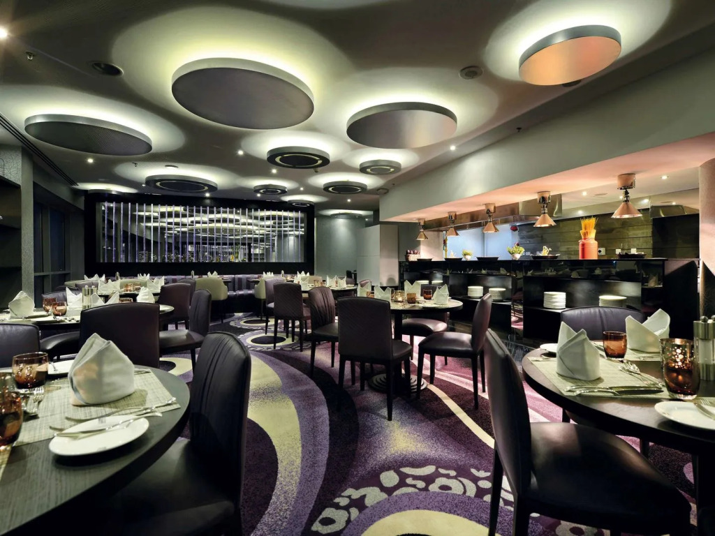Qabila Westbay Hotel
