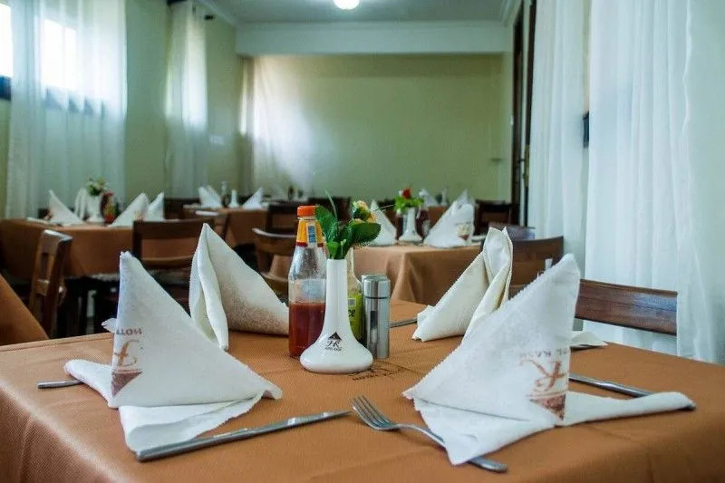 Hotel Kash Masaka Road