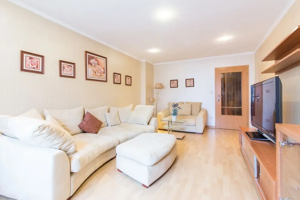 Spacious Duplex by Park&Metro by easyBNB