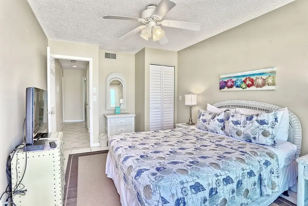 Beach Haven #C6