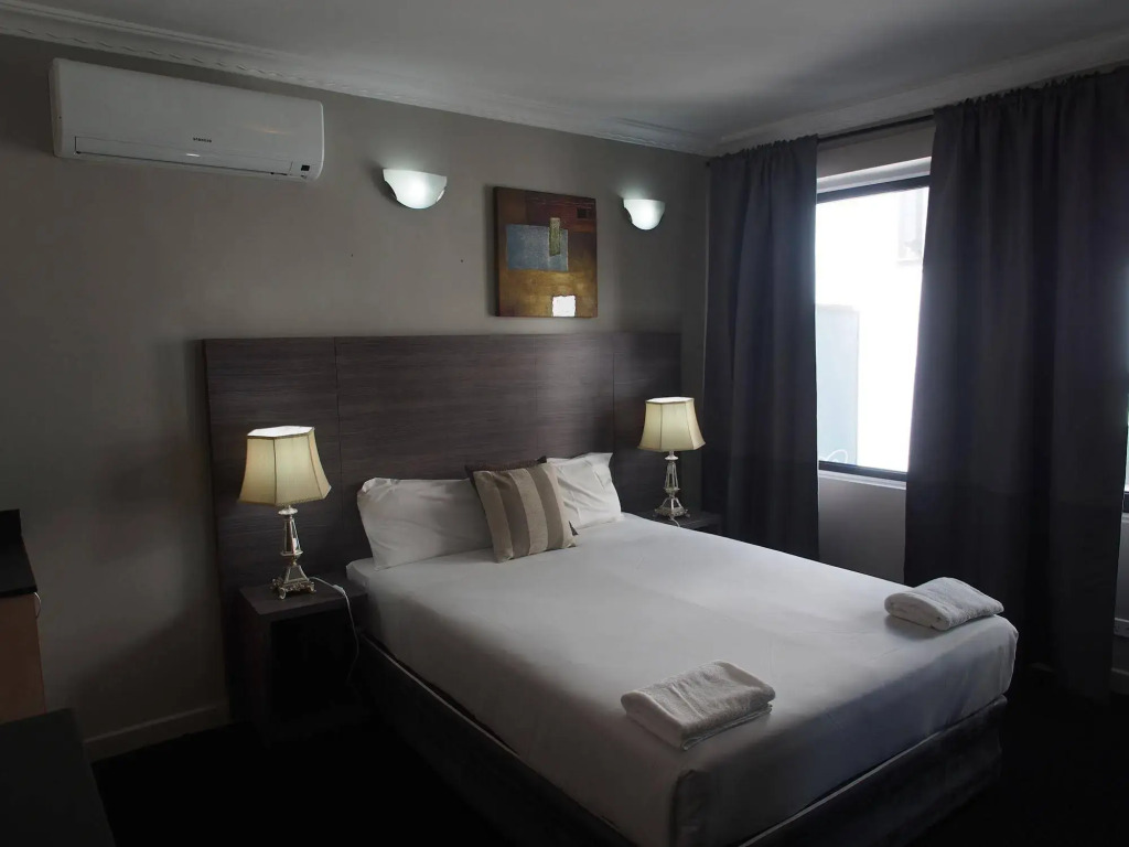 Uno Hotel