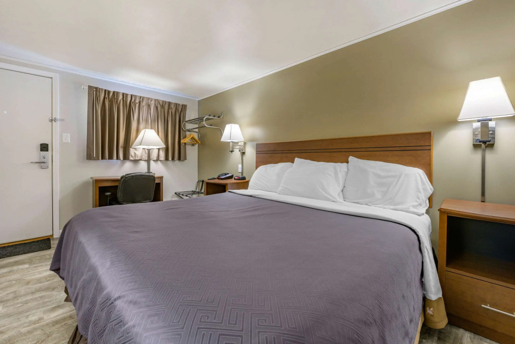 Econo Lodge Bellefonte I-99