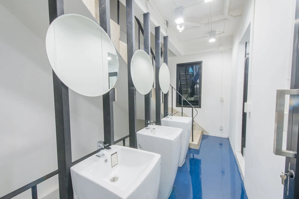 LAF Hotel Aree