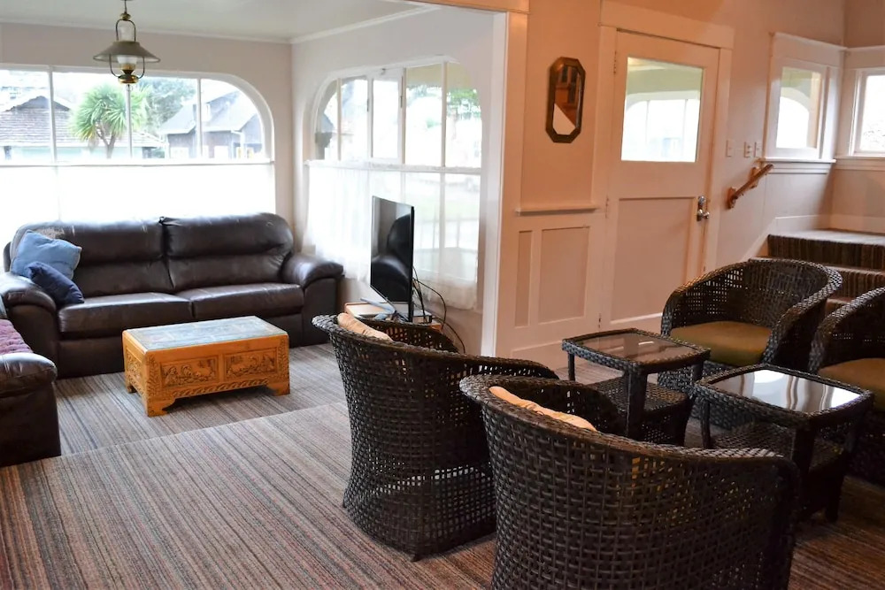 780 Beach Drive