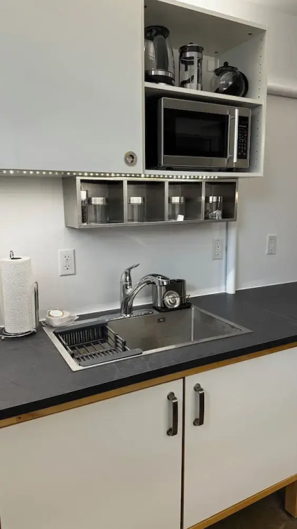 Main Street Suites Nanton