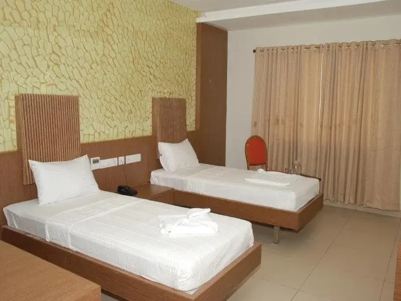 PL A Amrith Inn