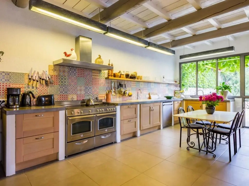 Maison Paradou, 8 pièces, 12 personnes - FR-1-599-10