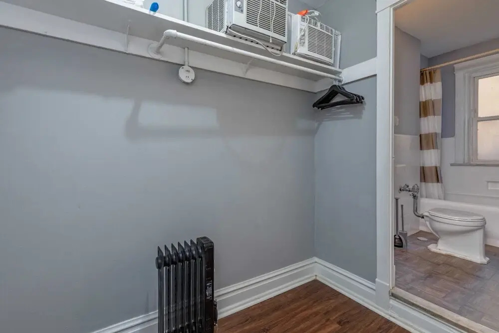 Cozy CWE Apts near BJC by Zencity