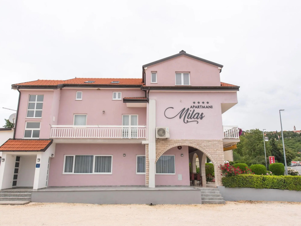 Pretty Apartment in Imotski near River