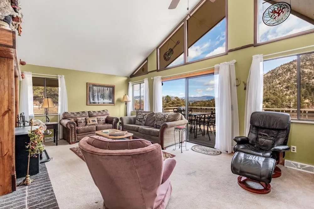 3 Elk - 4 Br Home