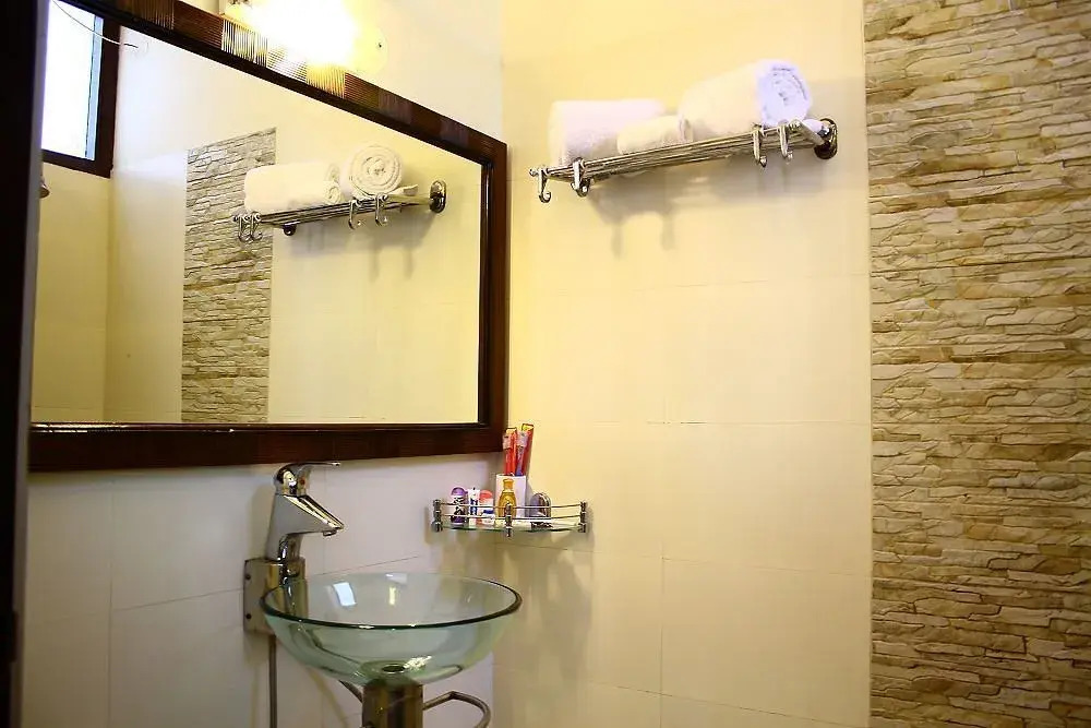 Hotel Kasauli Woods