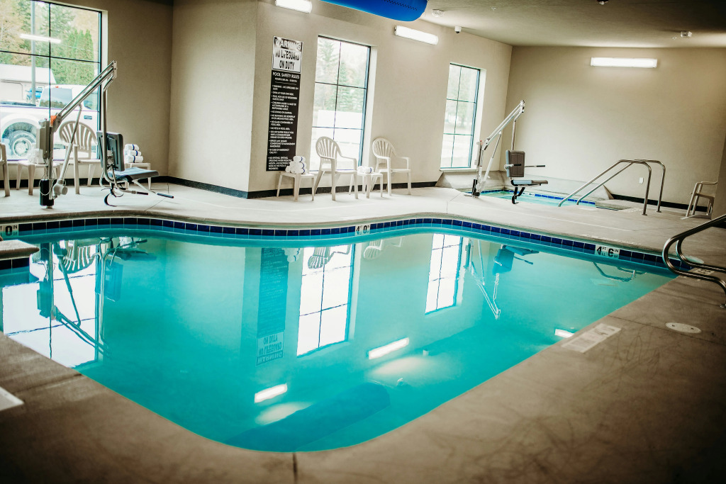 Cobblestone Hotel & Suites International Falls