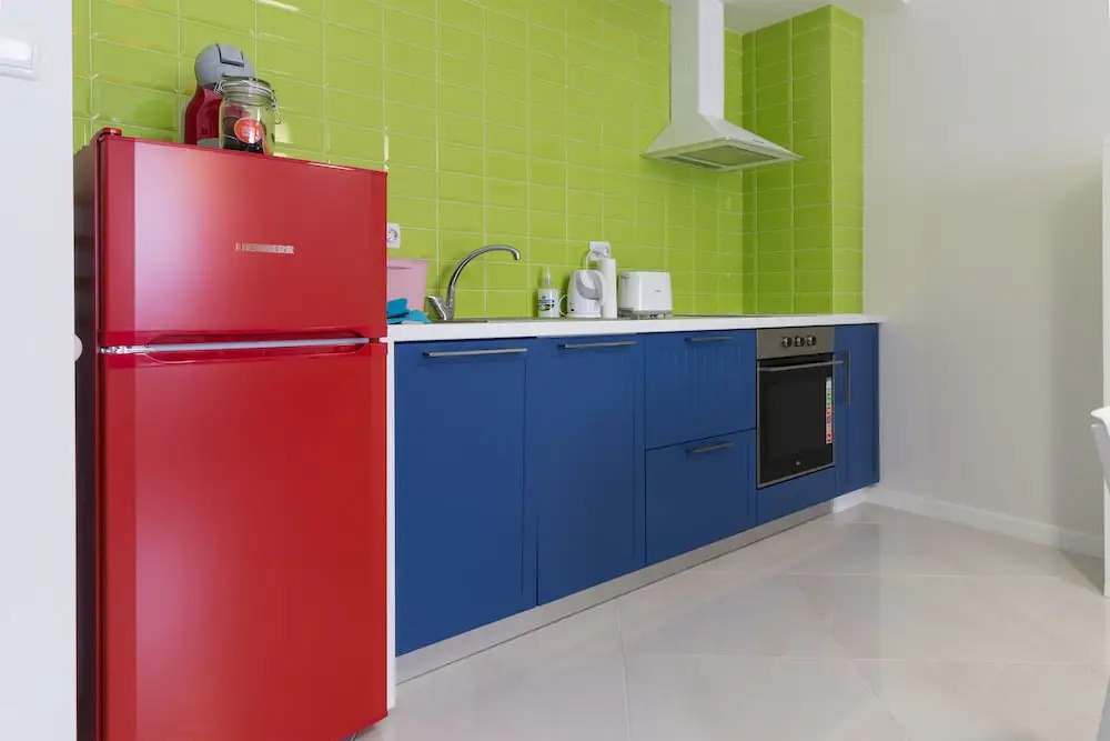 FM Luxury 1-BDR Apartment - C-O-L-O-R-S