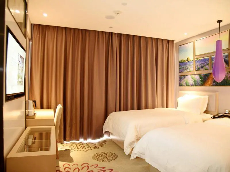 Lavande Hotel Zhanjiang Xuwen Tianrunhui