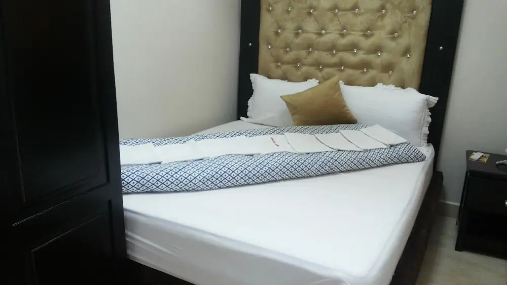 Tripplex Hotel