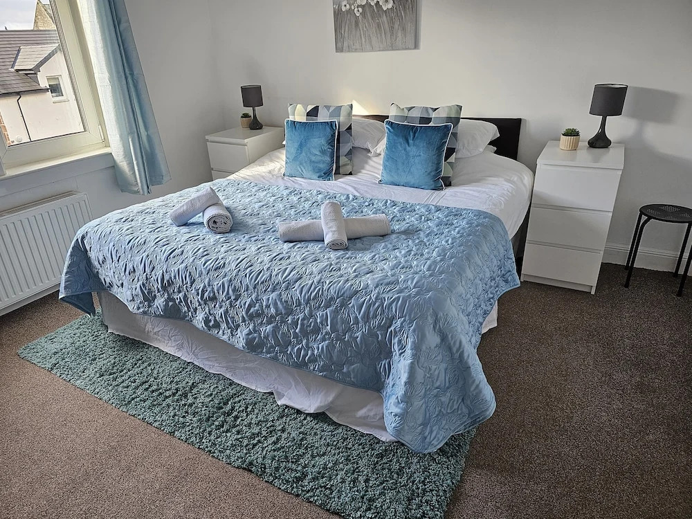 Snug - Meadhan Apartment